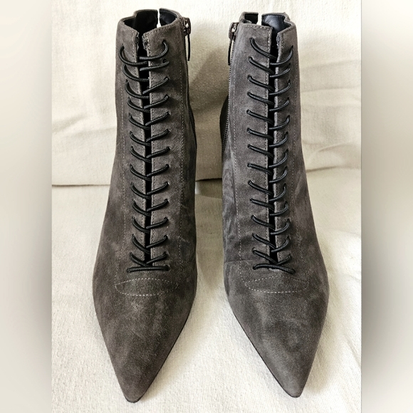 Kendal and Kylie stiletto boots - Picture 2 of 9